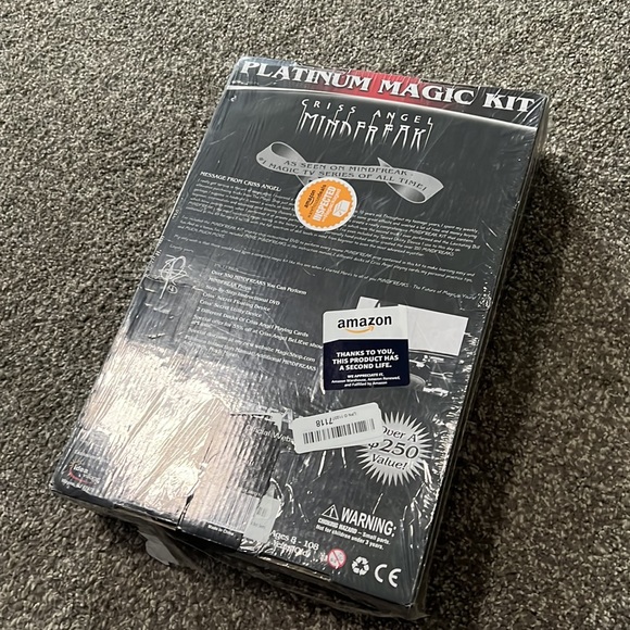 ❗️FINAL❗️ 🆕 CRISS ANGEL Mindfreak Platinum Magic Kit 🔴 - Picture 4 of 5